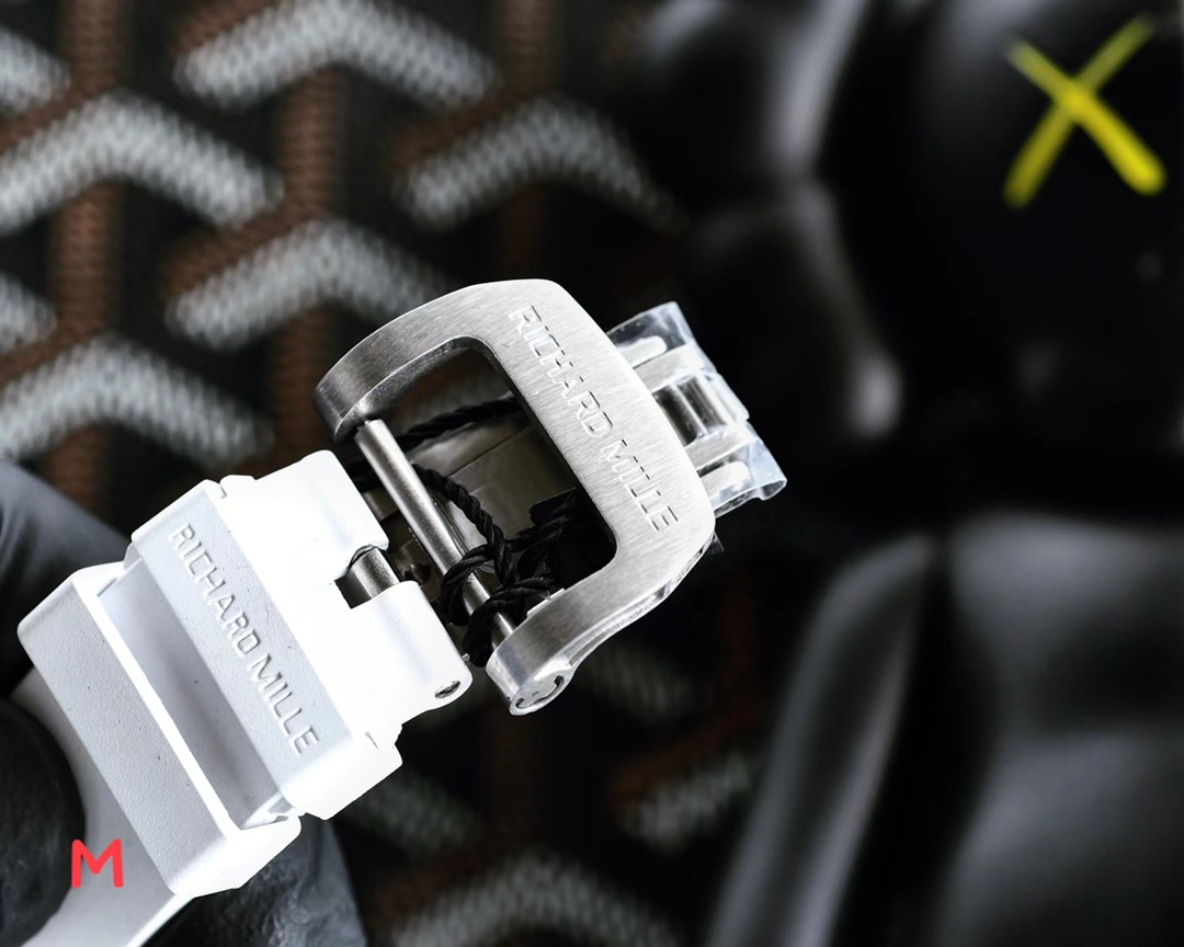 Richard Miller RM 055