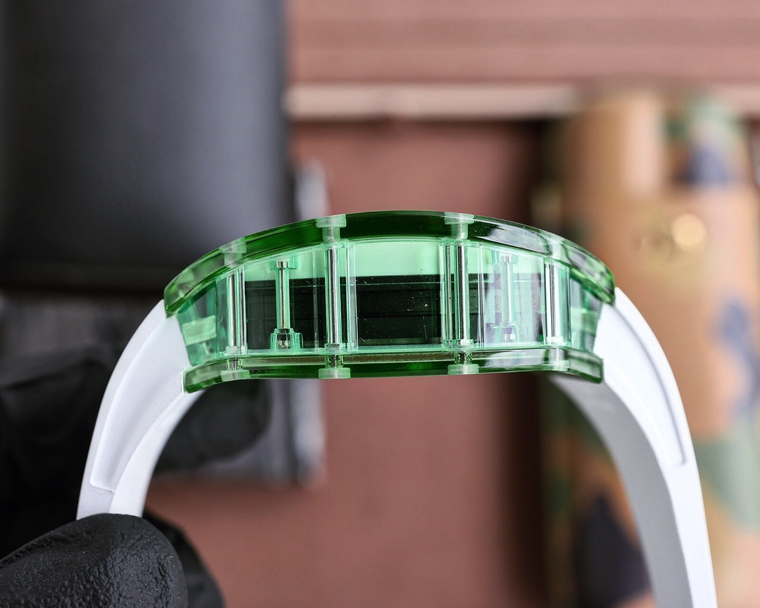 Richard Miller RM 055