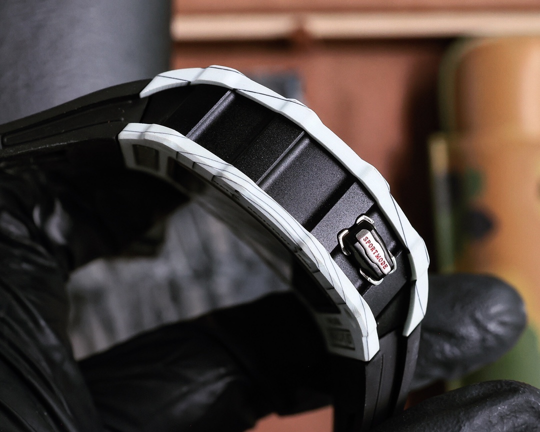 Richard Miller RM 35 03