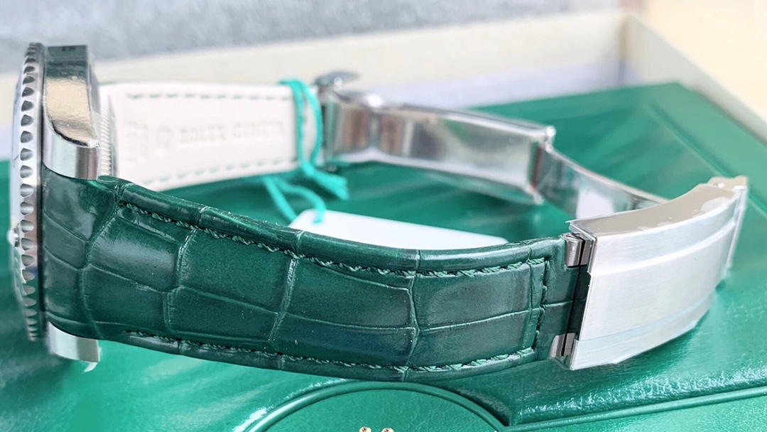 Rolex Green Ghost 43