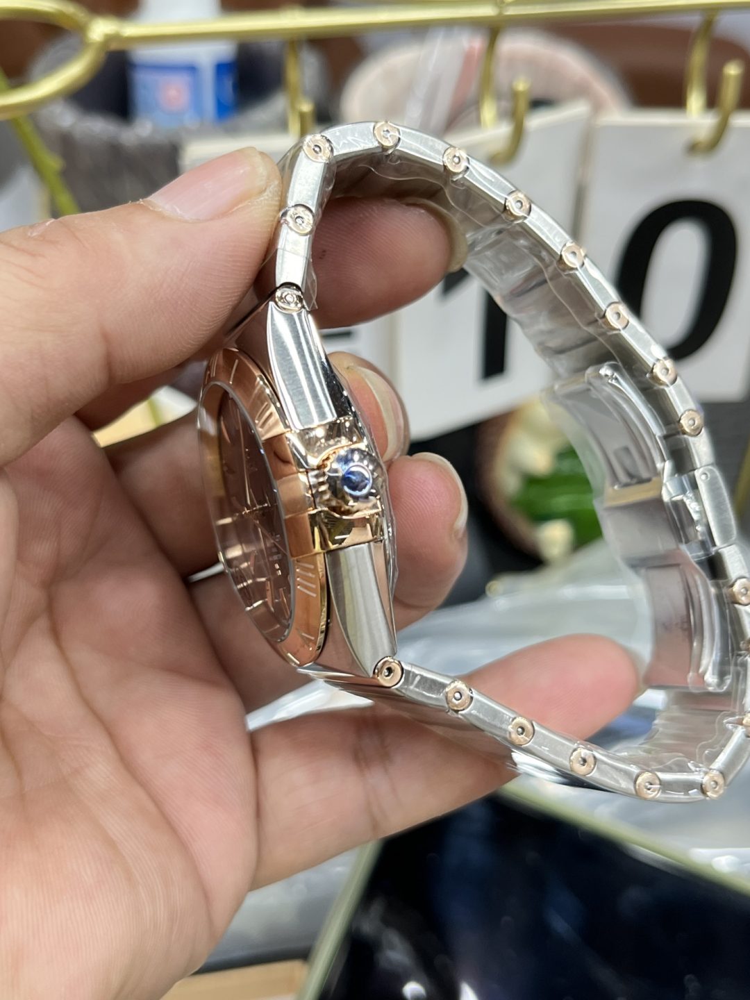 vs Omega Constellation