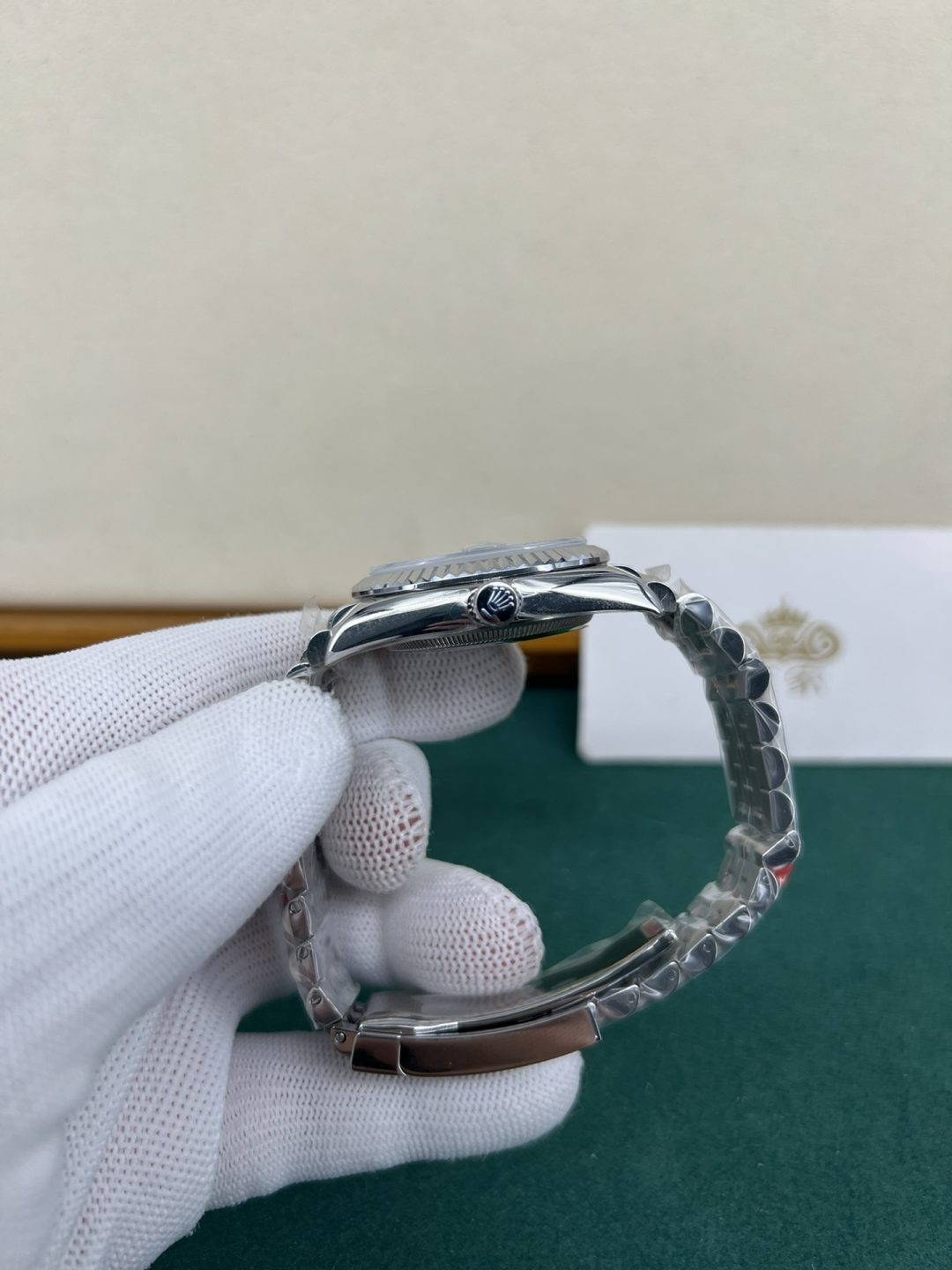 Royal Live Shot Rolex Diary Series, 31 blue diamond engravings