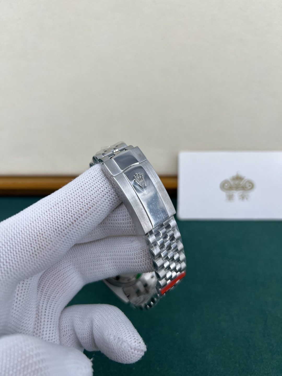 Royal Live Shot Rolex Diary Series, 31 blue diamond engravings