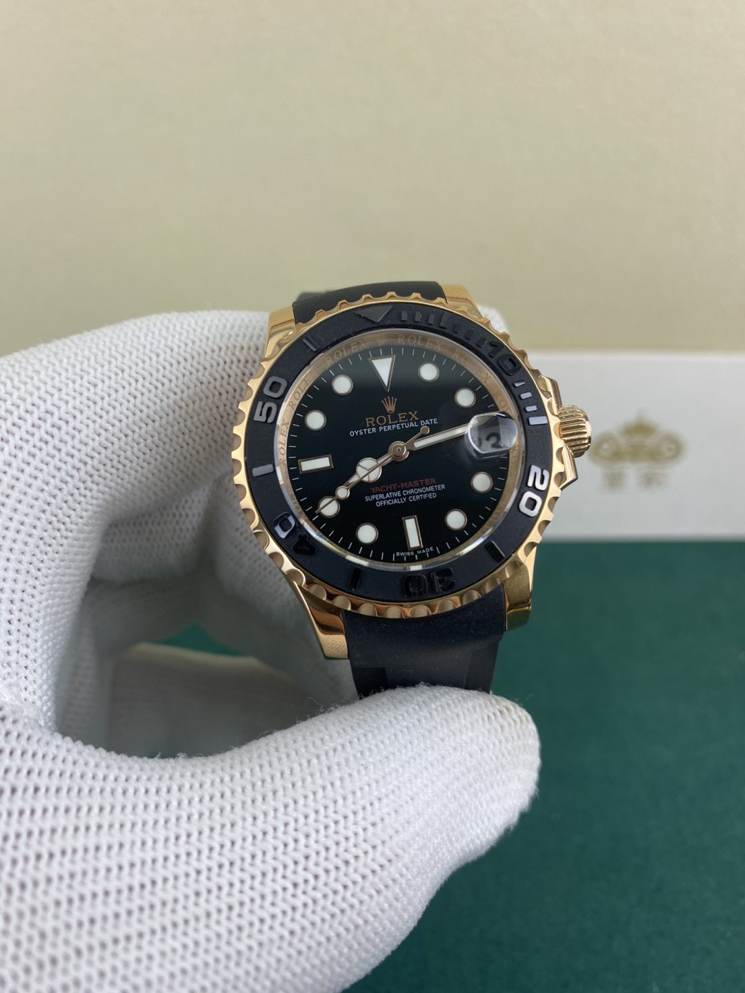 Royal Live Shot Rolex Yachts Celebrity Women's Gold Yacht
