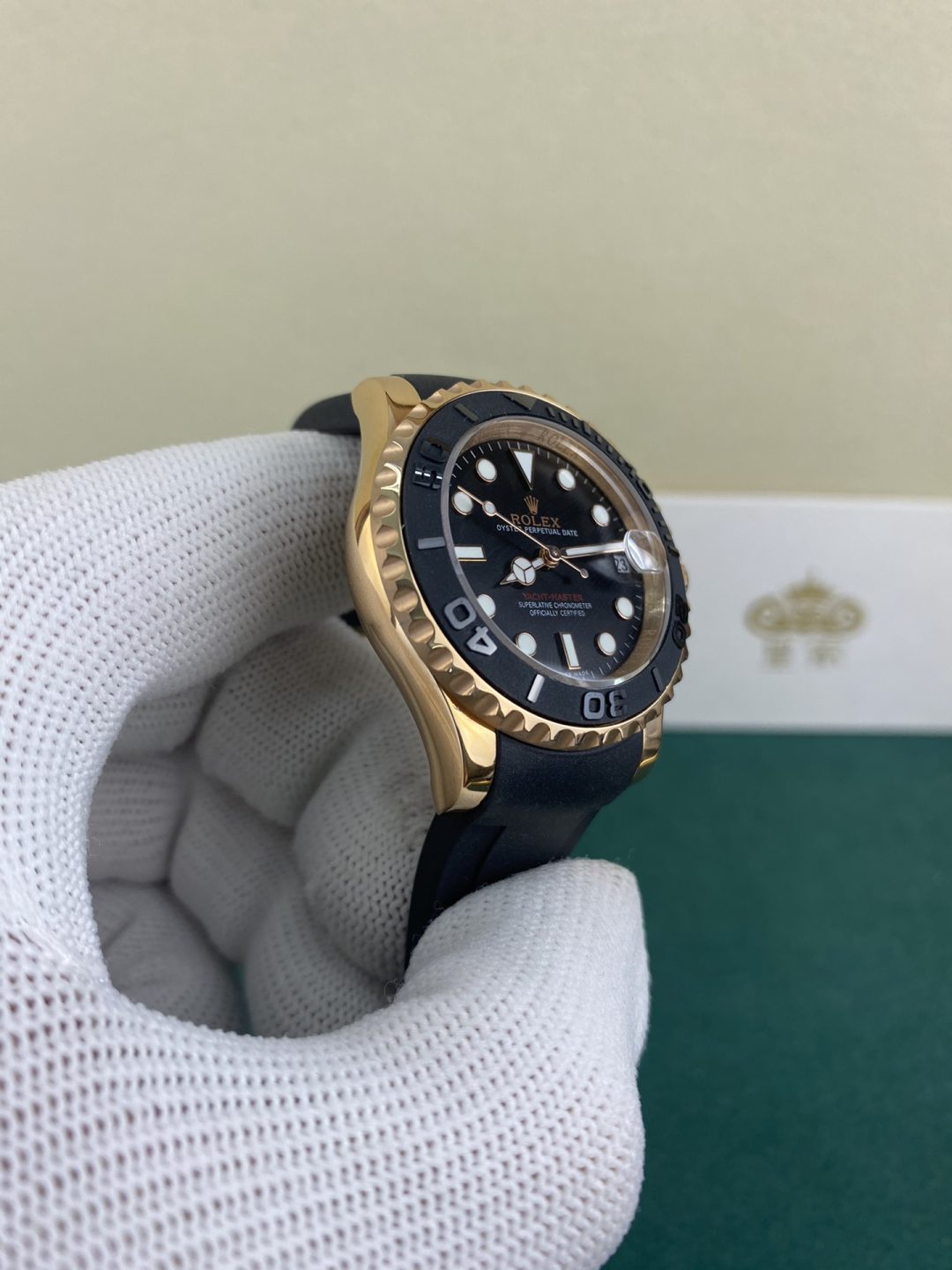 Royal Live Shot Rolex Yachts Celebrity Women's Gold Yacht