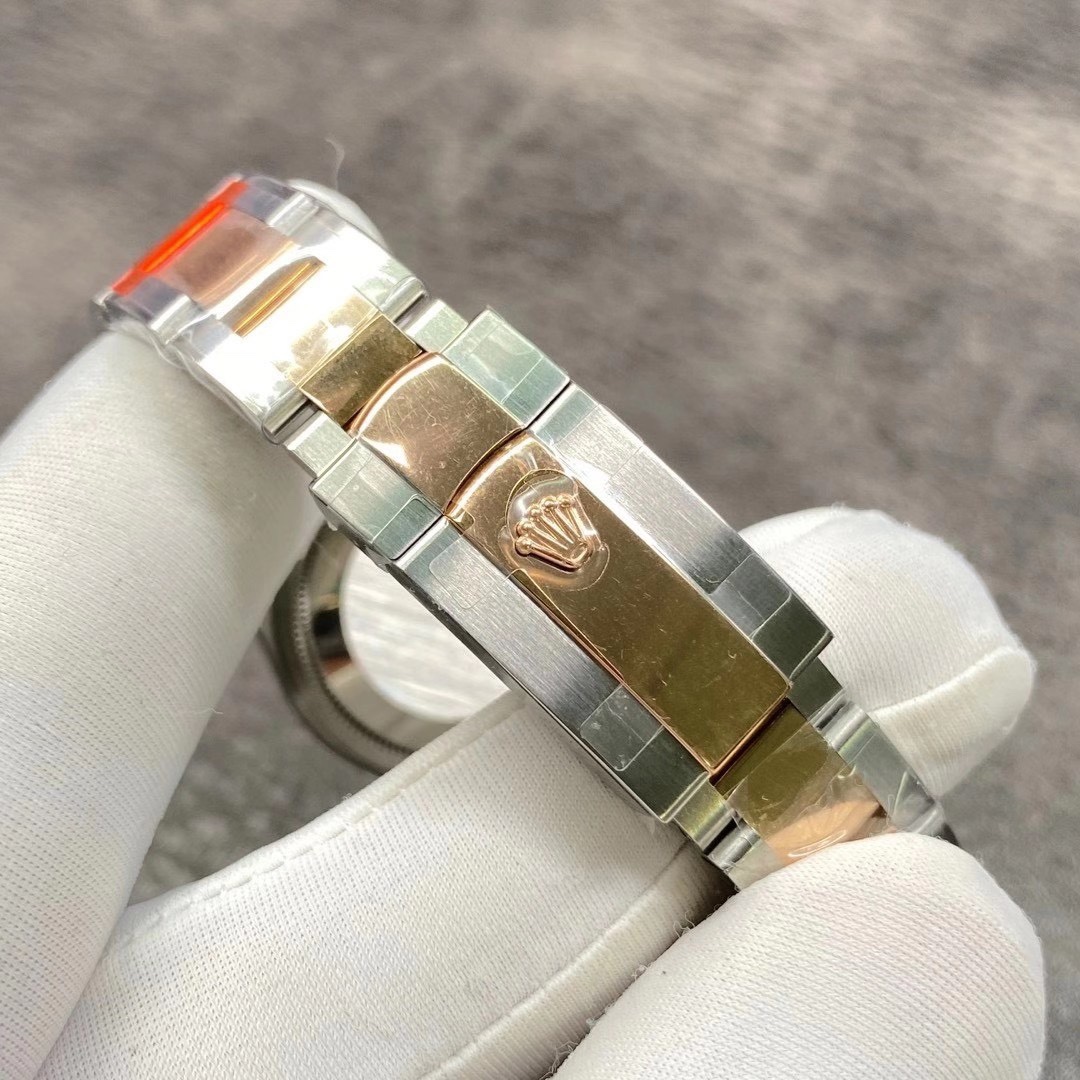 Rolex Diary, 31mm diameter!