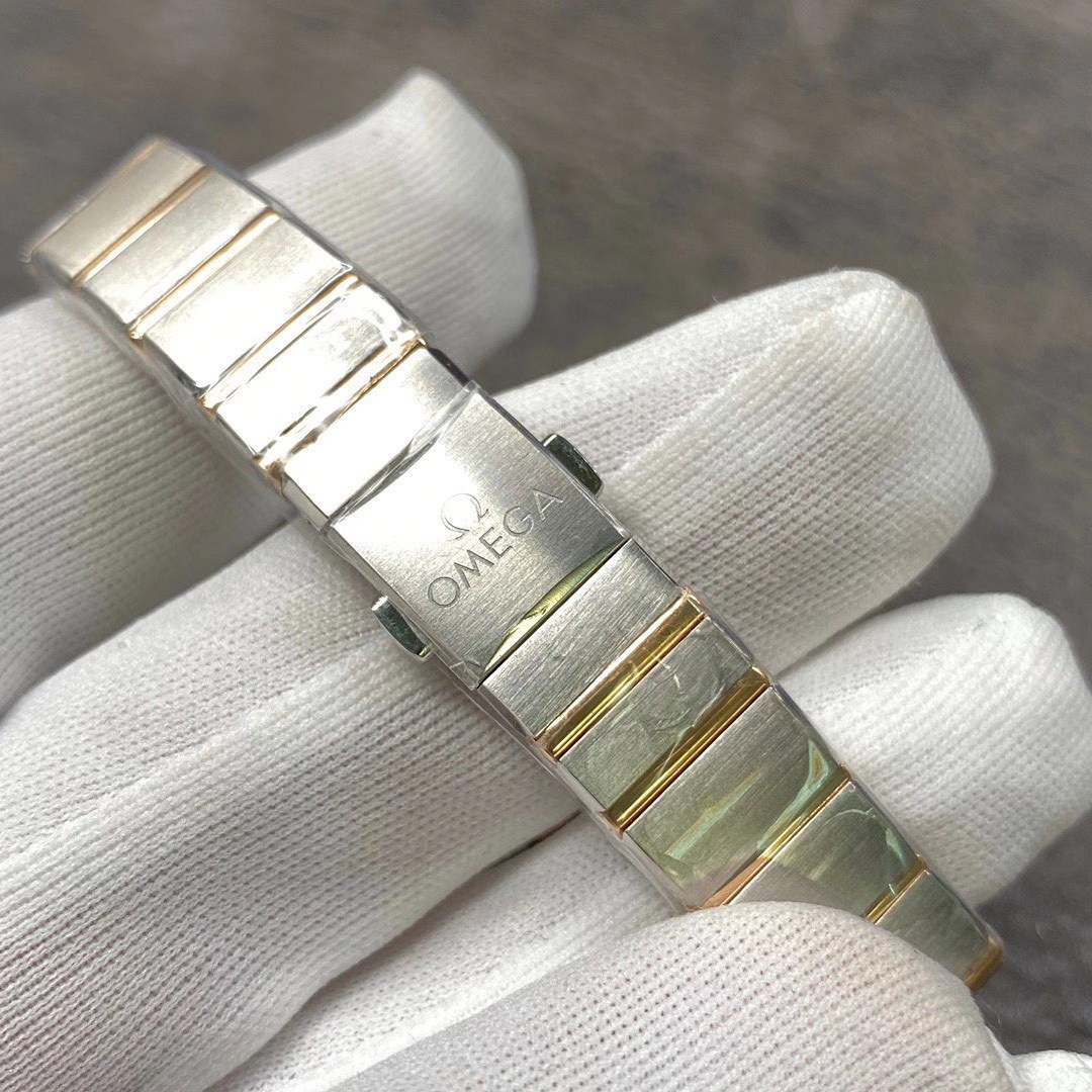 The new OMEGA 5th Generation Constellation 25mm