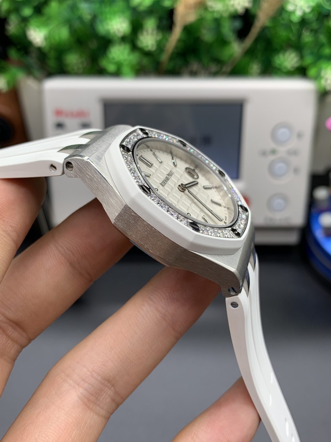 Ap factory Audemars Piguet, milk white