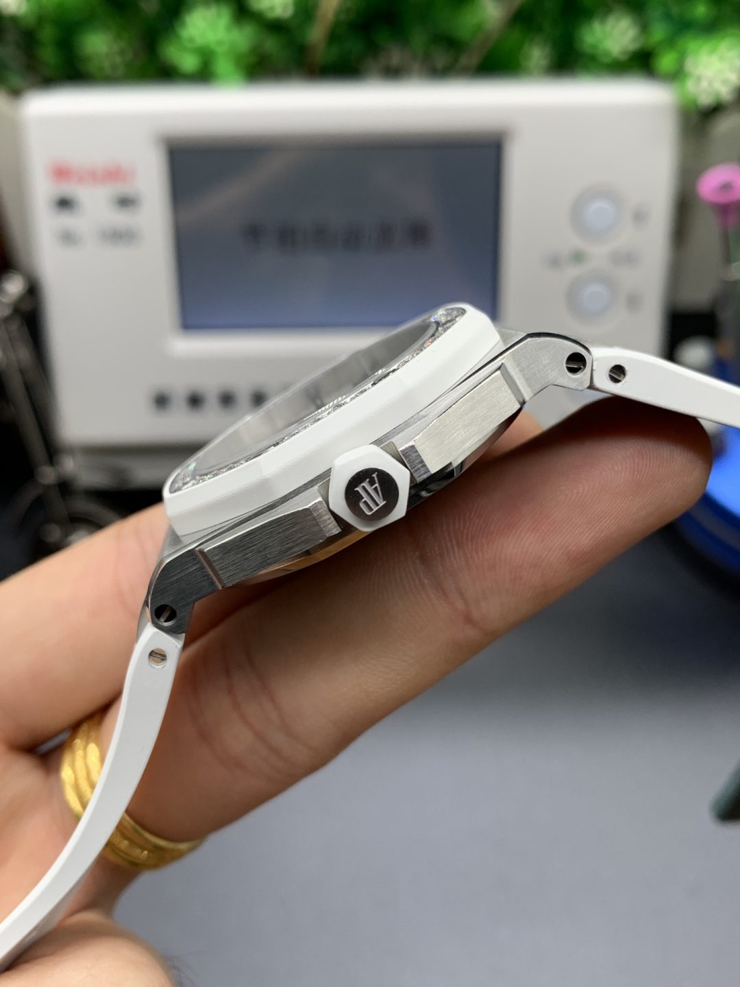 Ap factory Audemars Piguet, milk white