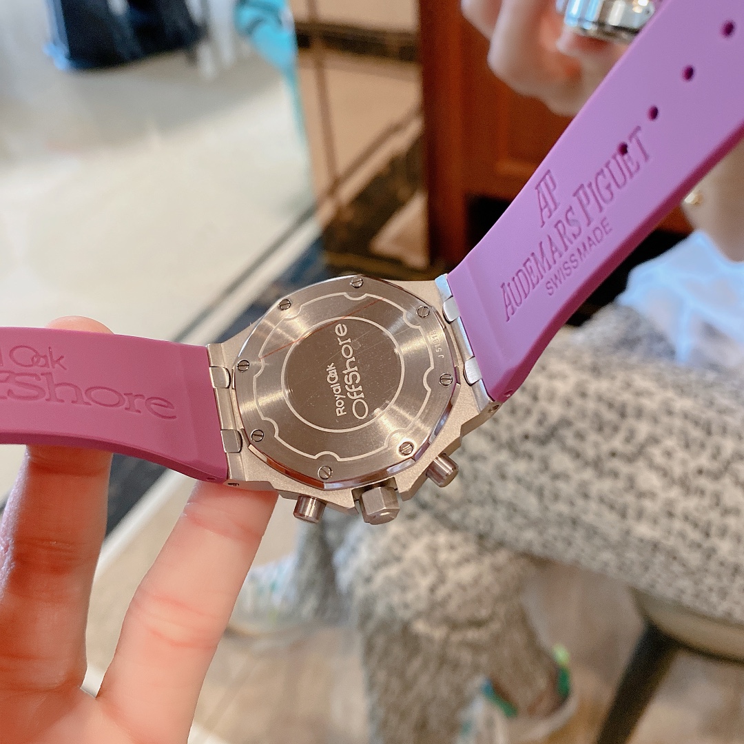 Audemars Piguet Royal Oak Taro Purple comes