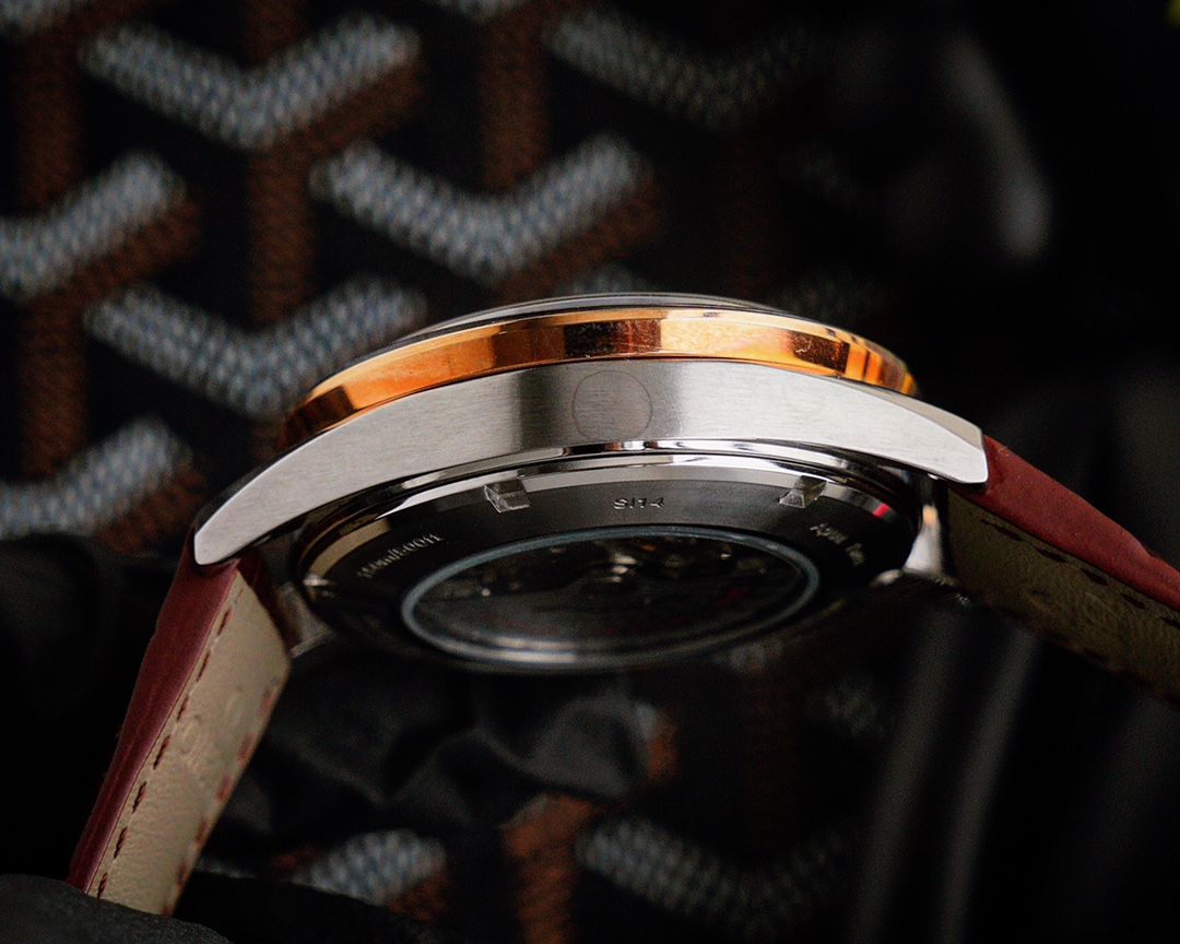 Omega Speedmaster 787