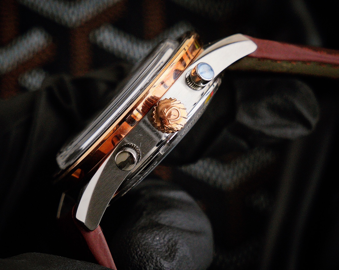 Omega Speedmaster 787