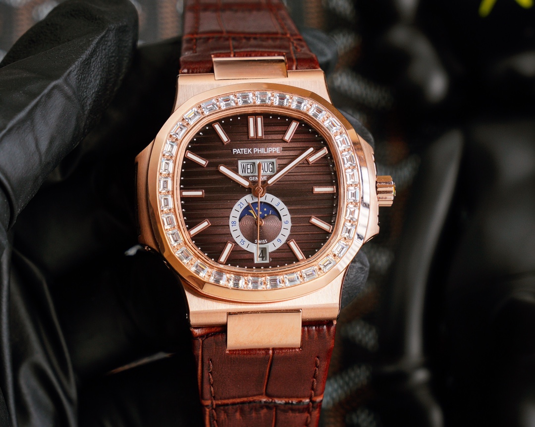 Patek Philippe Sporty Elegance Series 5726