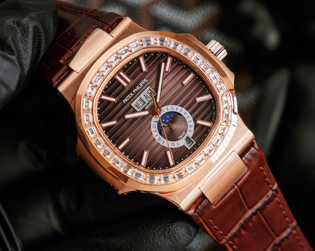 Patek Philippe Sporty Elegance Series 5726