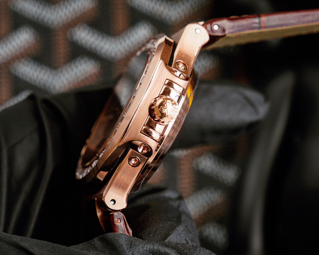 Patek Philippe Sporty Elegance Series 5726