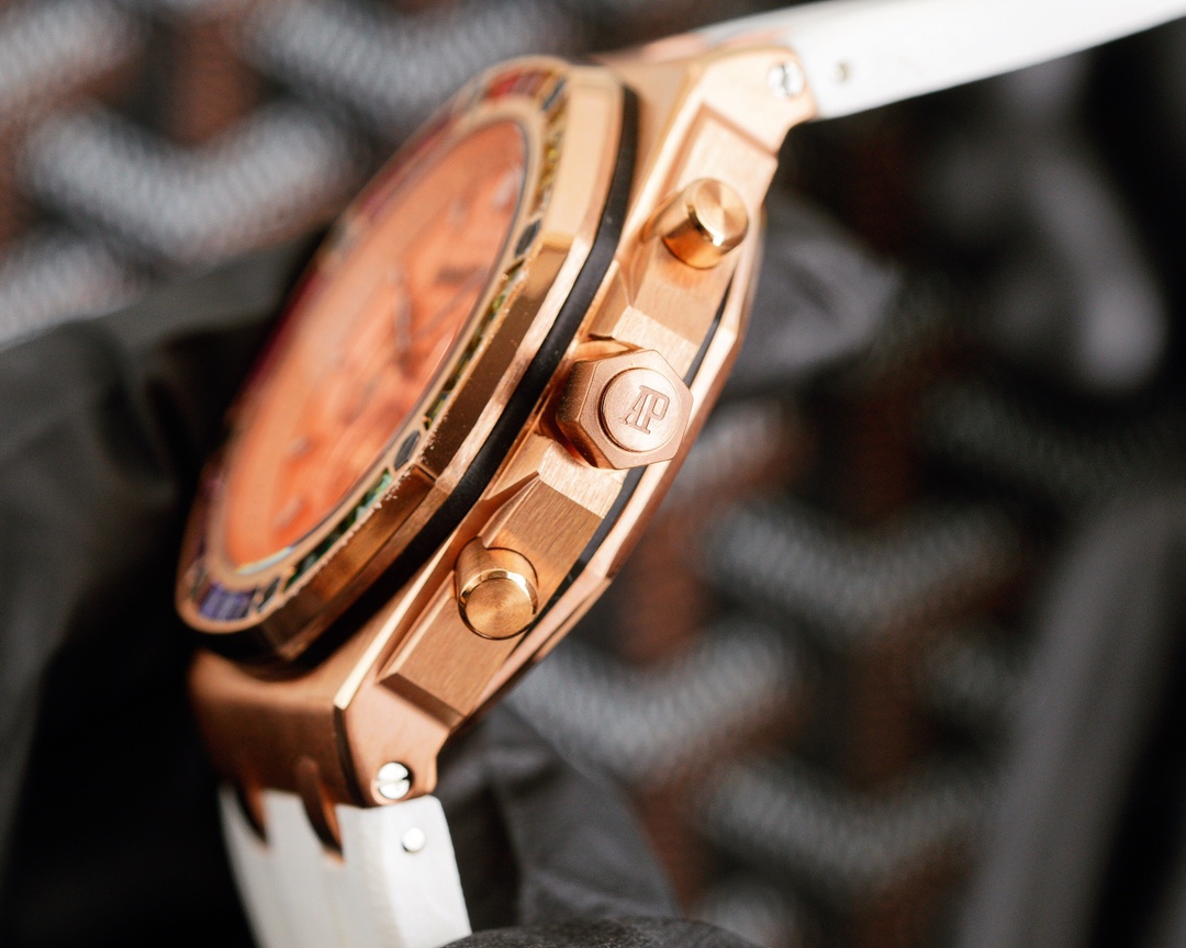 Audemars Piguet AP Royal Oak Series 3438