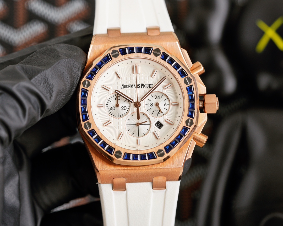 Audemars Piguet AP Royal Oak Series 3438